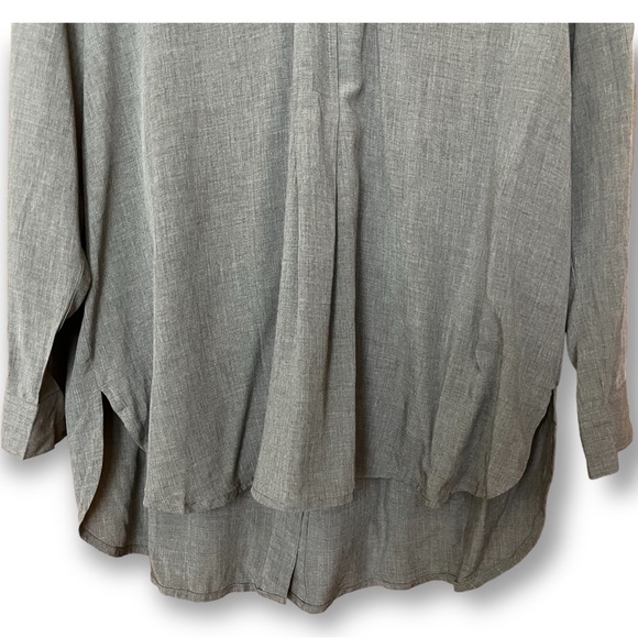 J. Jill Button-Back Tunic Minimalist Gray Long Sleeve Collared High-Low Shirt - Picture 3 of 13